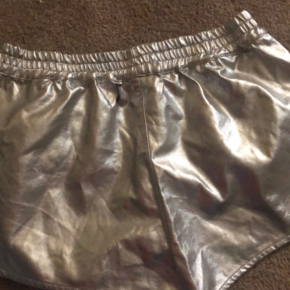 Shorts - Picture 2 of 2